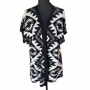 Kirra Womens L Aztec Cardigan Vest Black Cream Open Front Made in USA